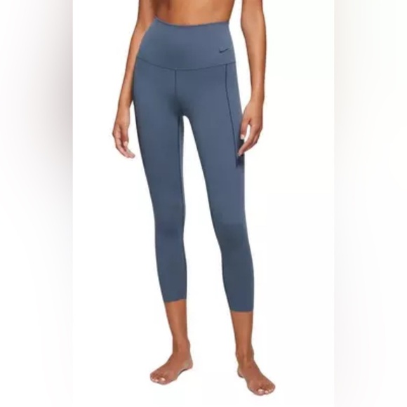 Nike Dri-FIT Zenvy Gentle Support High-Rise Cropped Leggings - Picture 1 of 9